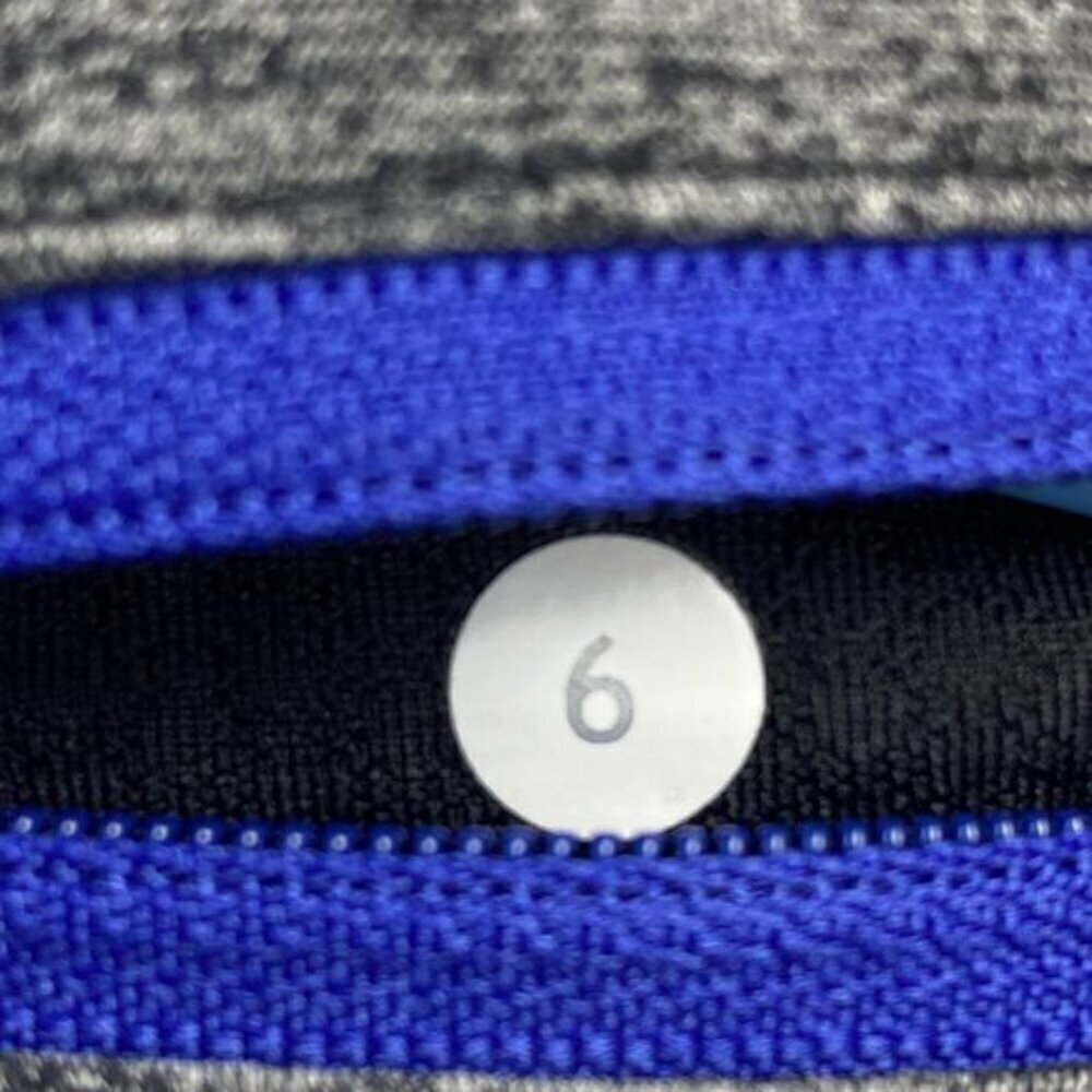 LULULEMON Run: Inspire Crop II Sz 6 - Picture 7 of 7